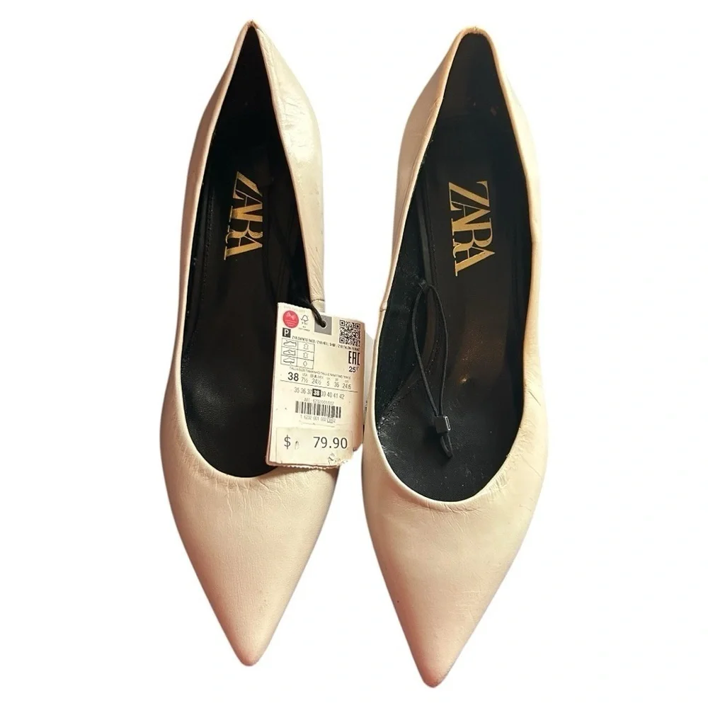Zara Women's Beige Pointed Toe Shoes